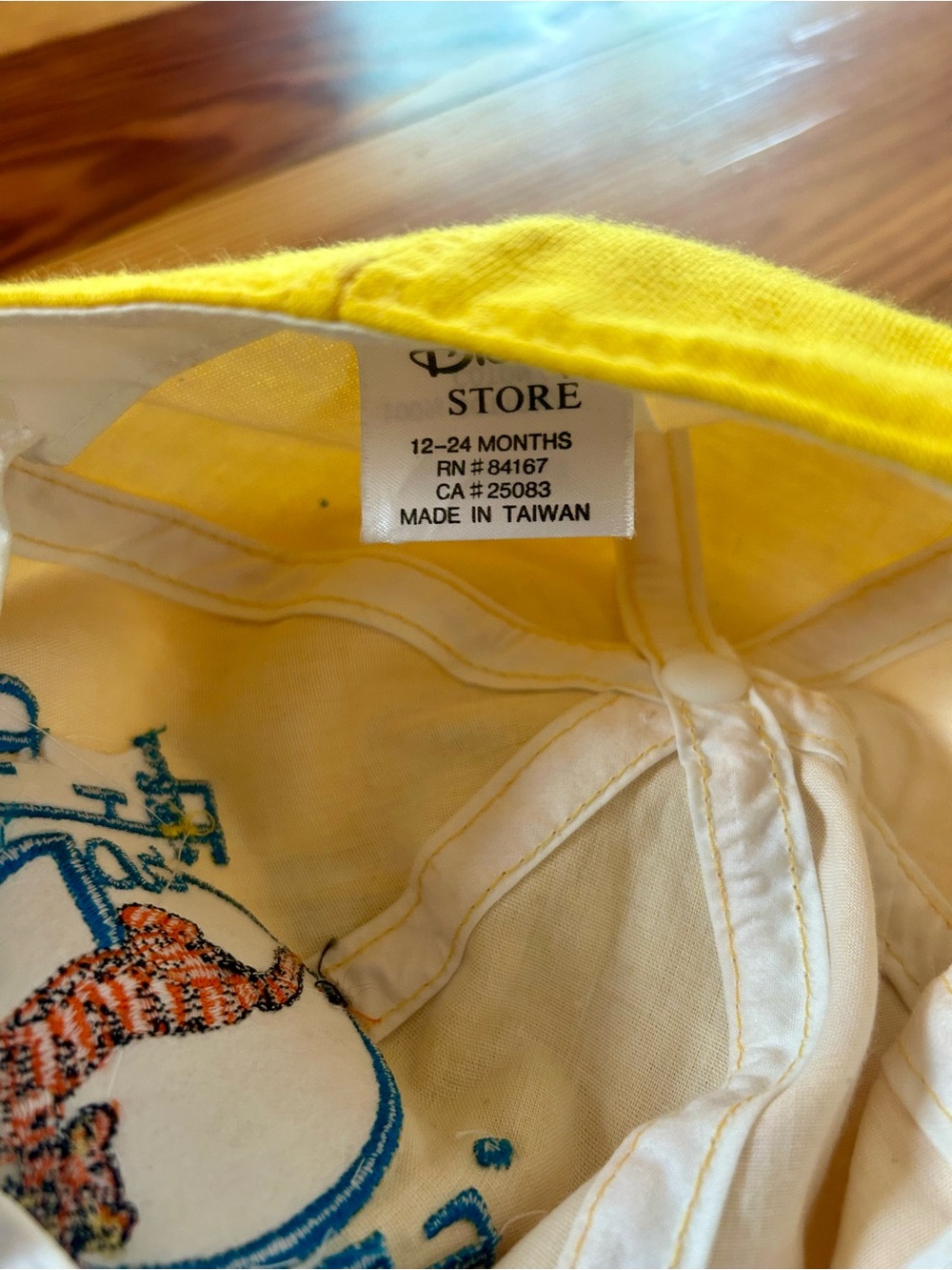 Vintage Disney Tigger kids hat - Picture 3 of 3